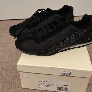Black, size 8 Coach tennis shoes.
